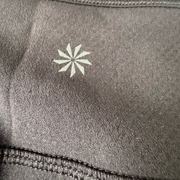 NWT ATHLETA Black “Action Skort in Dobby 16.5”” - Picture 3 of 8